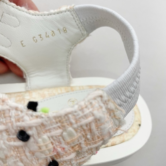 Chanel CC Logo Tweed Sandals - Picture 7 of 8